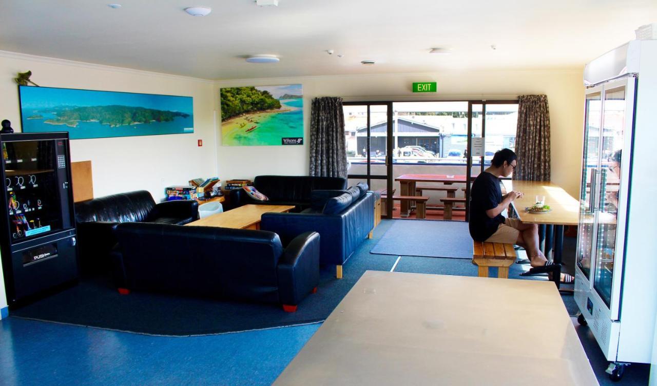 Hat Trick Lodge Motueka Eksteriør billede